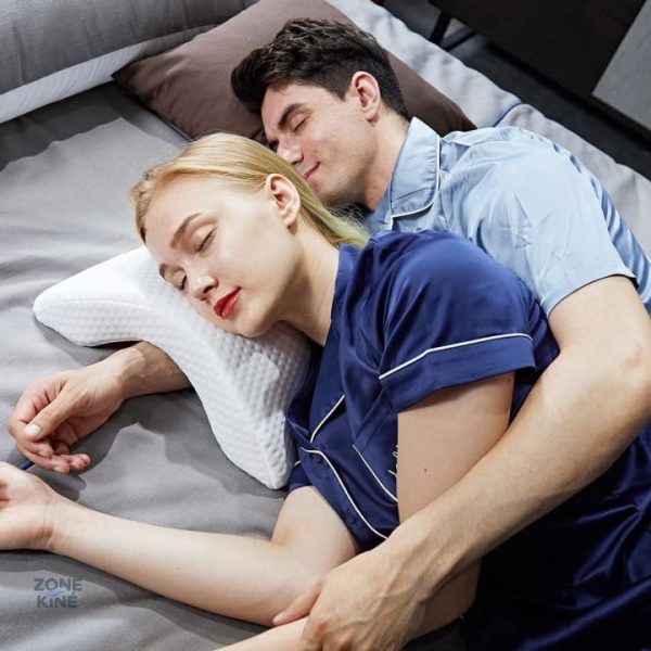 Oreiller ergonomique pour un soutien optimal des bras